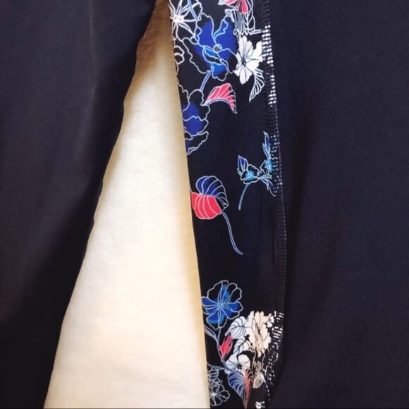 Gap Fit Flower Pattern Colorblock Print Jacket - Picture 3 of 8